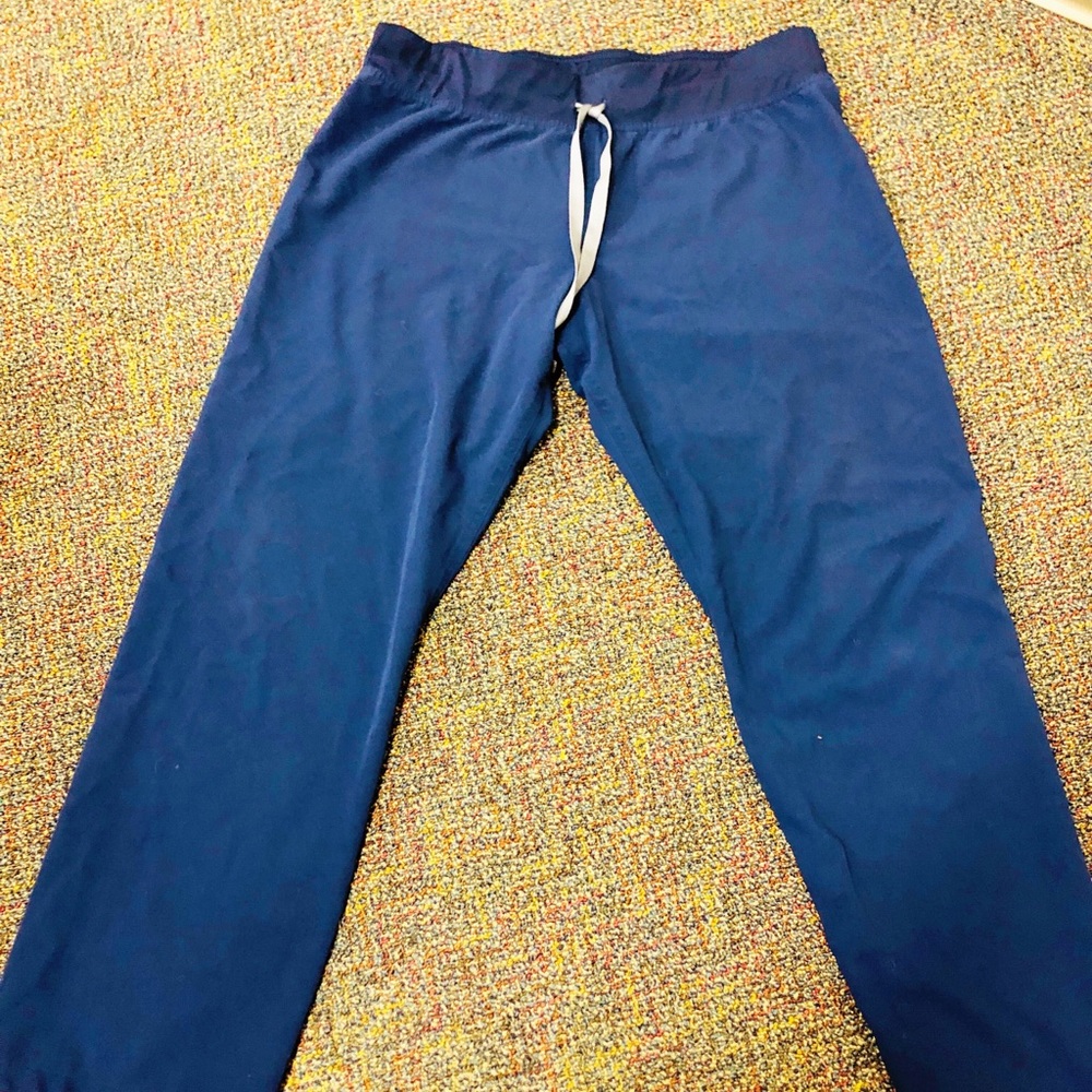 Figs Livingston Scrub Pants. Medium Petite.
